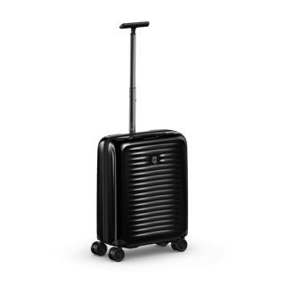 Victorinox Werks Traveler 6.0 Hardside Global Carry-On in black
