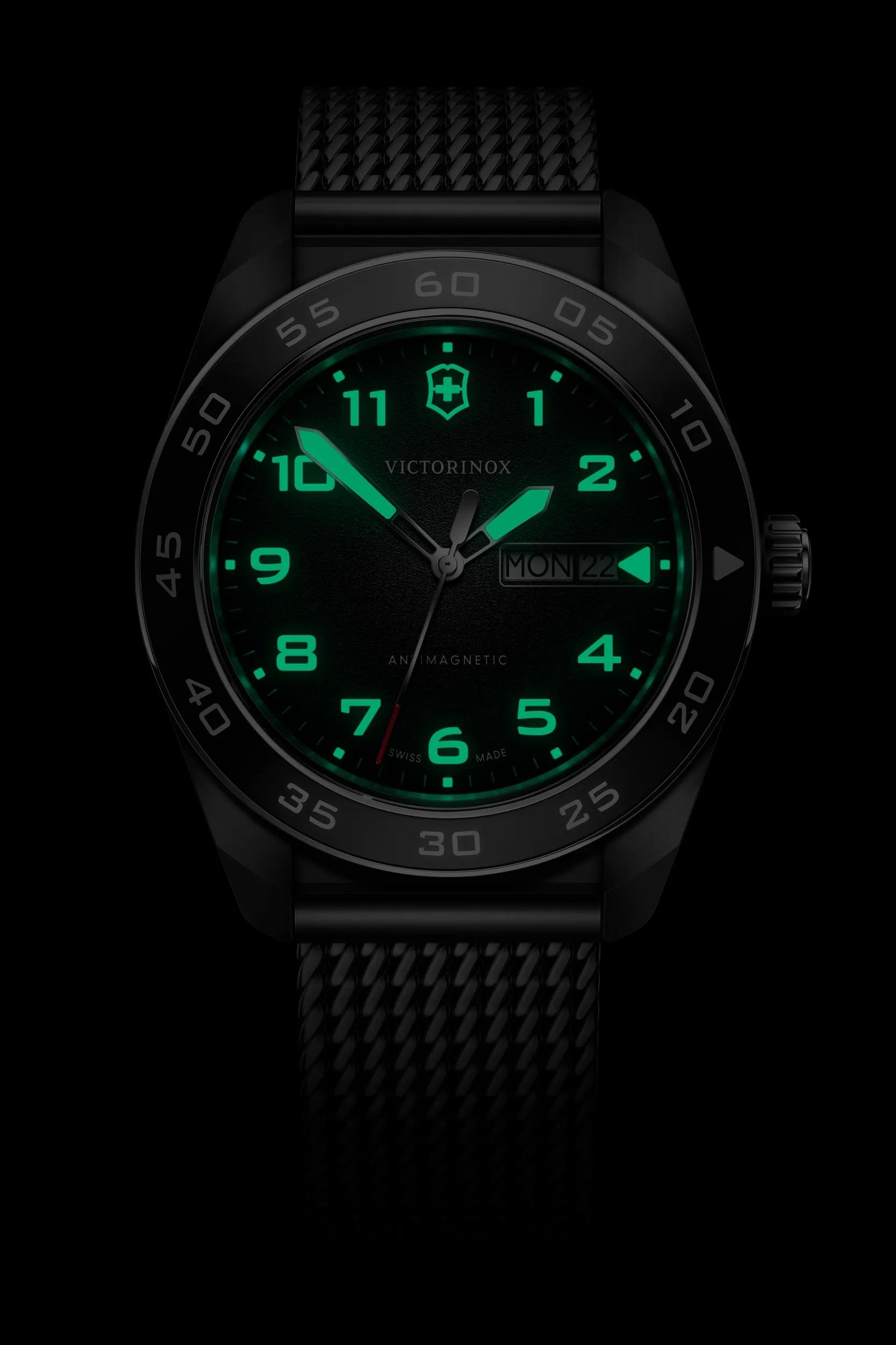Swiss Army Quartz - 242043