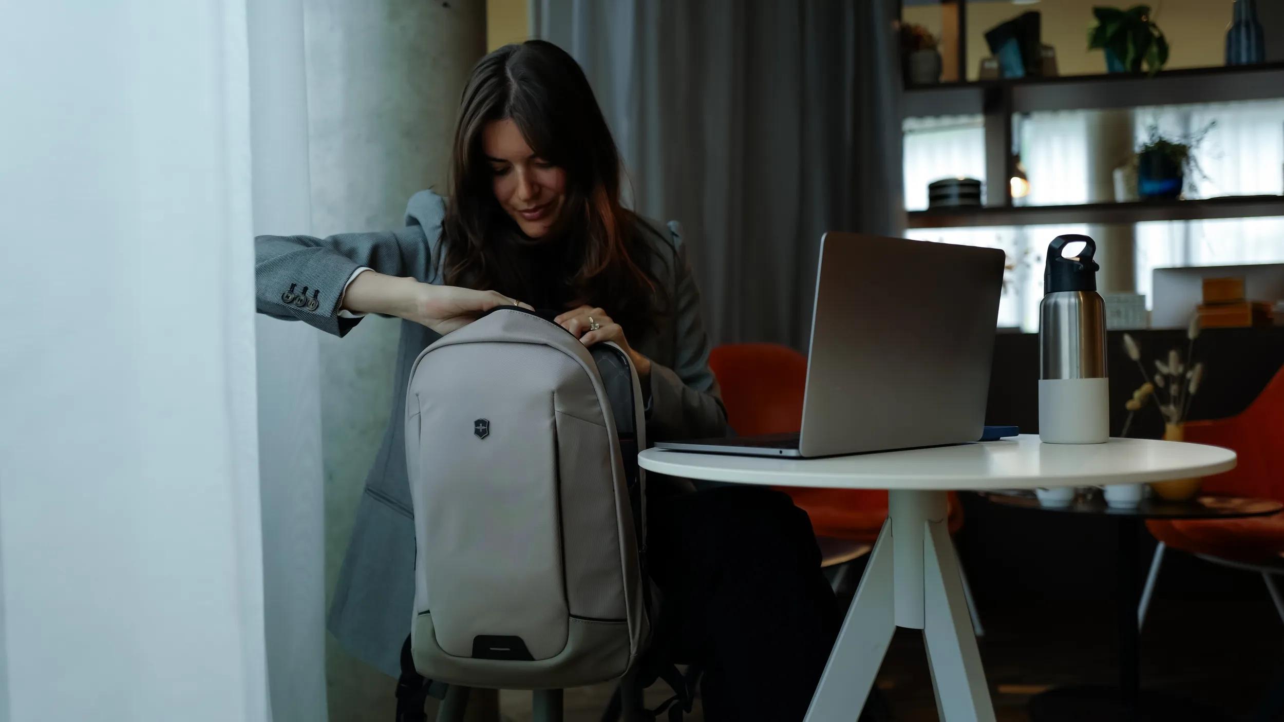 Altmont Modern City Daypack