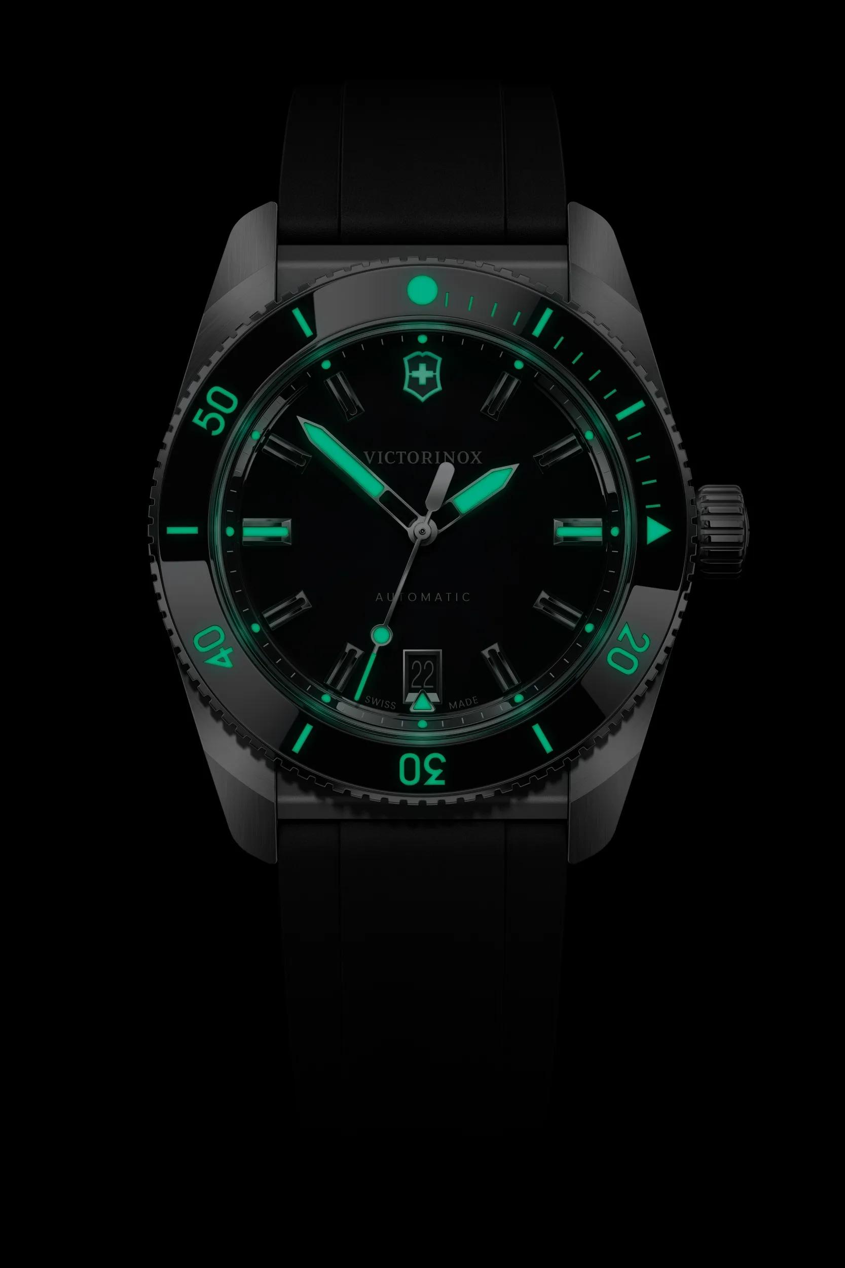 Maverick Automatic 242104