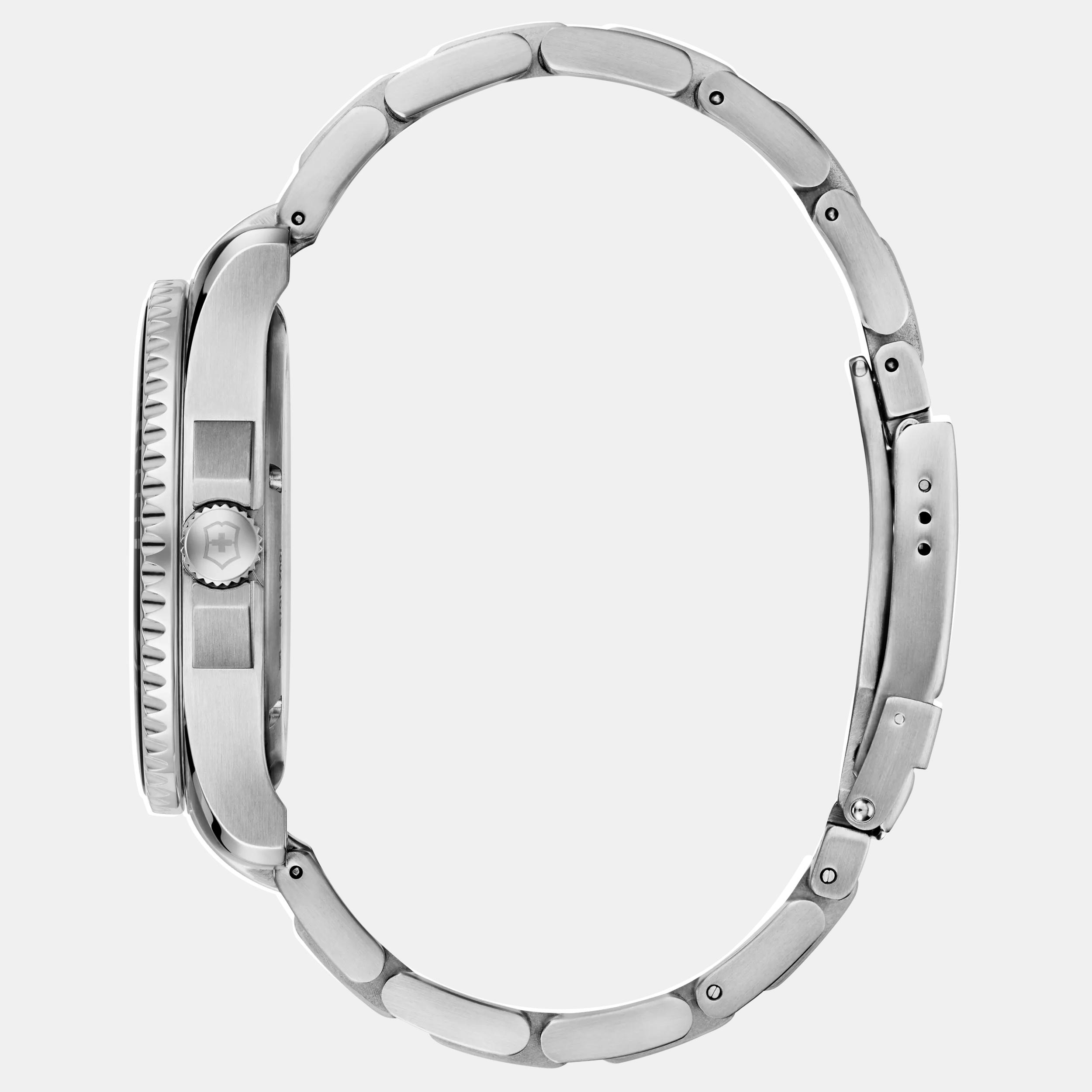 Maverick Large - 241697