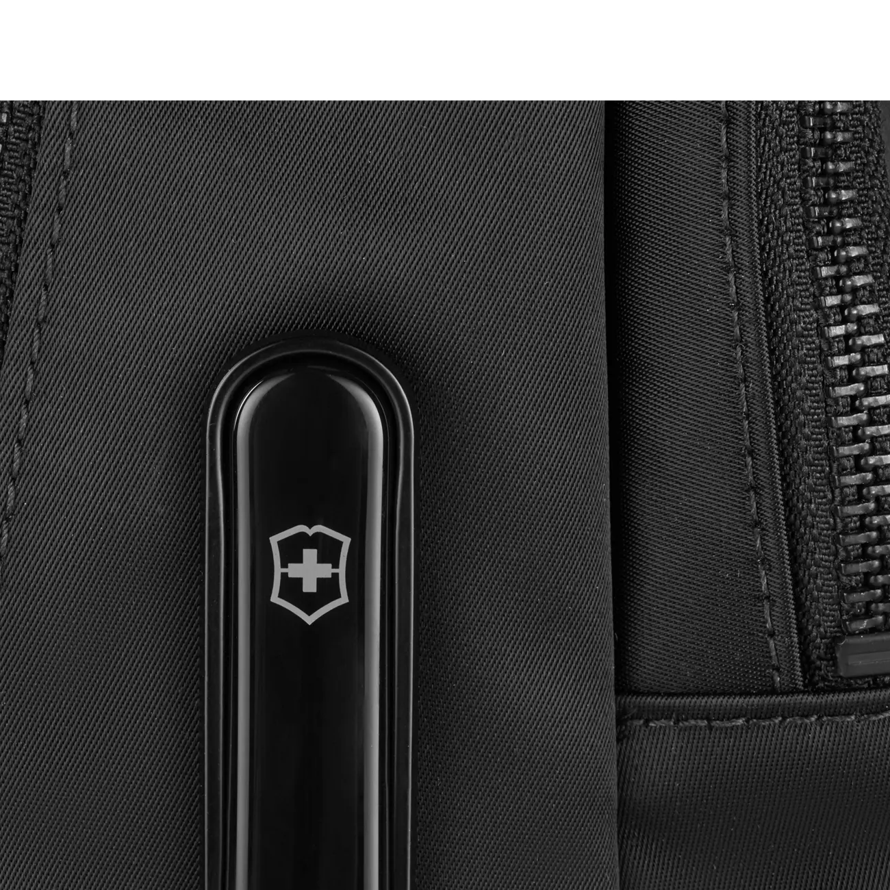 Personalize Your Travel Gear | Victorinox Japan