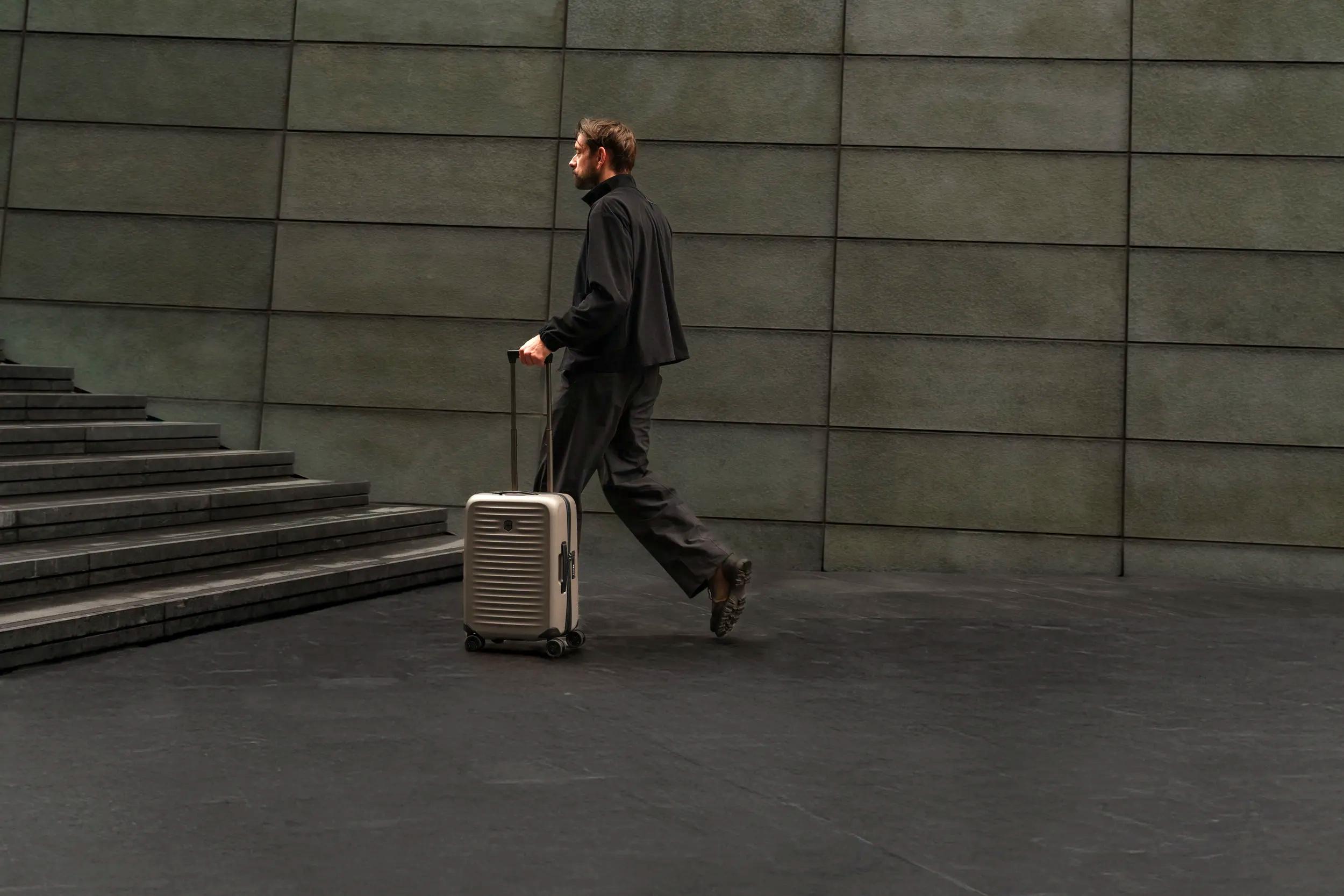 Airox Global Carry On