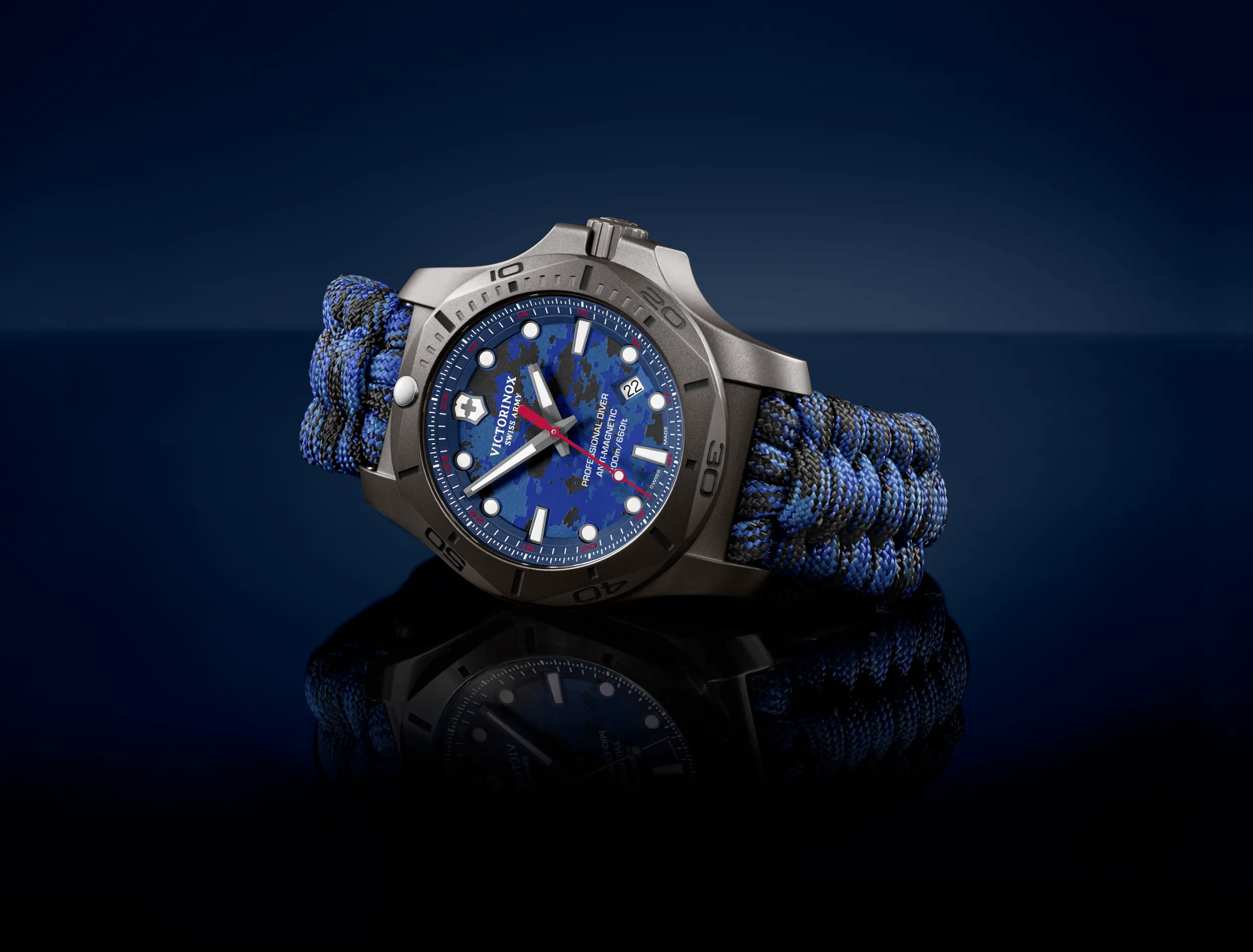 【初回限定】 Victorinox I.N.O.X. Professional Diver Titanium in I.N.O.X. 時計