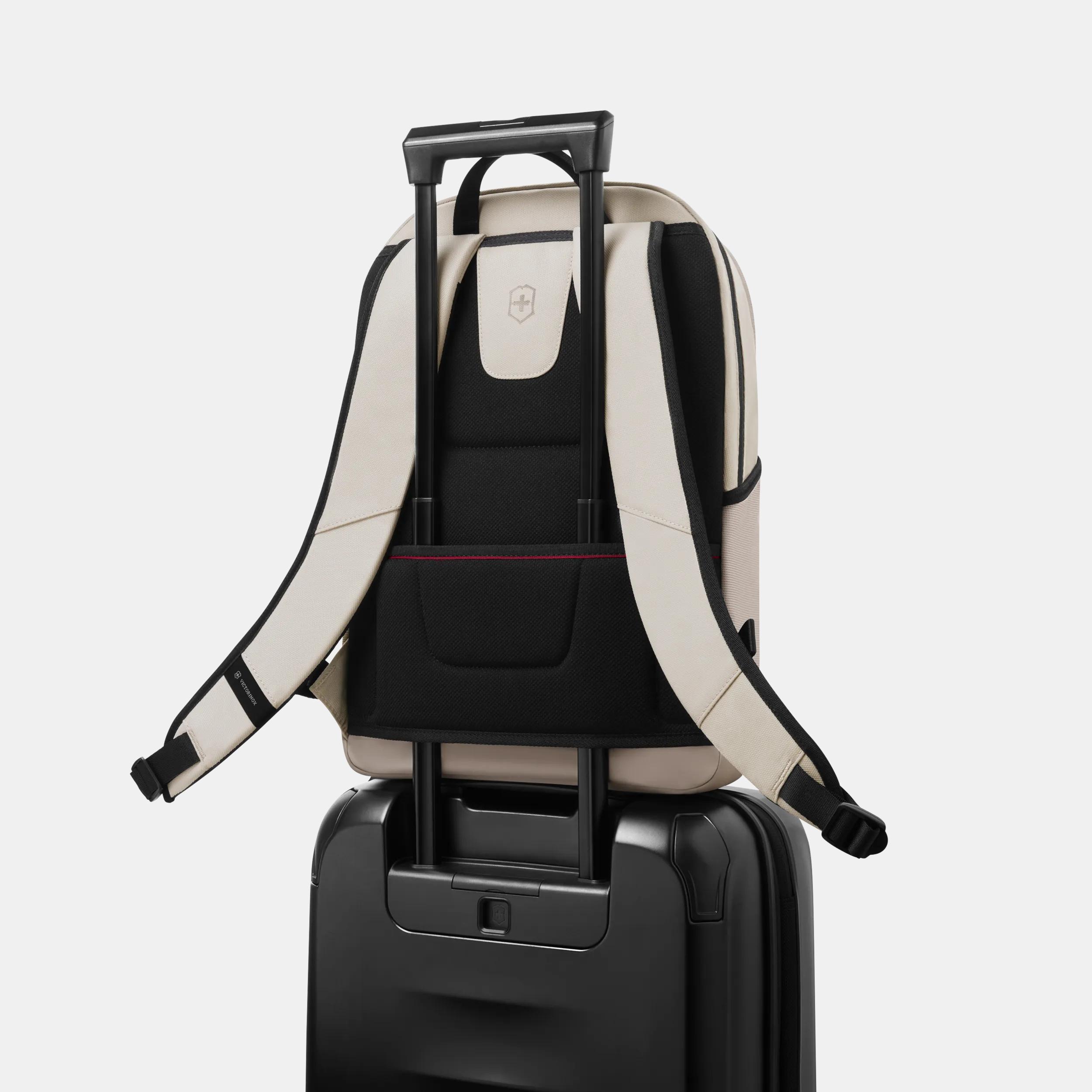 Altmont Modern Compact Backpack - 653546