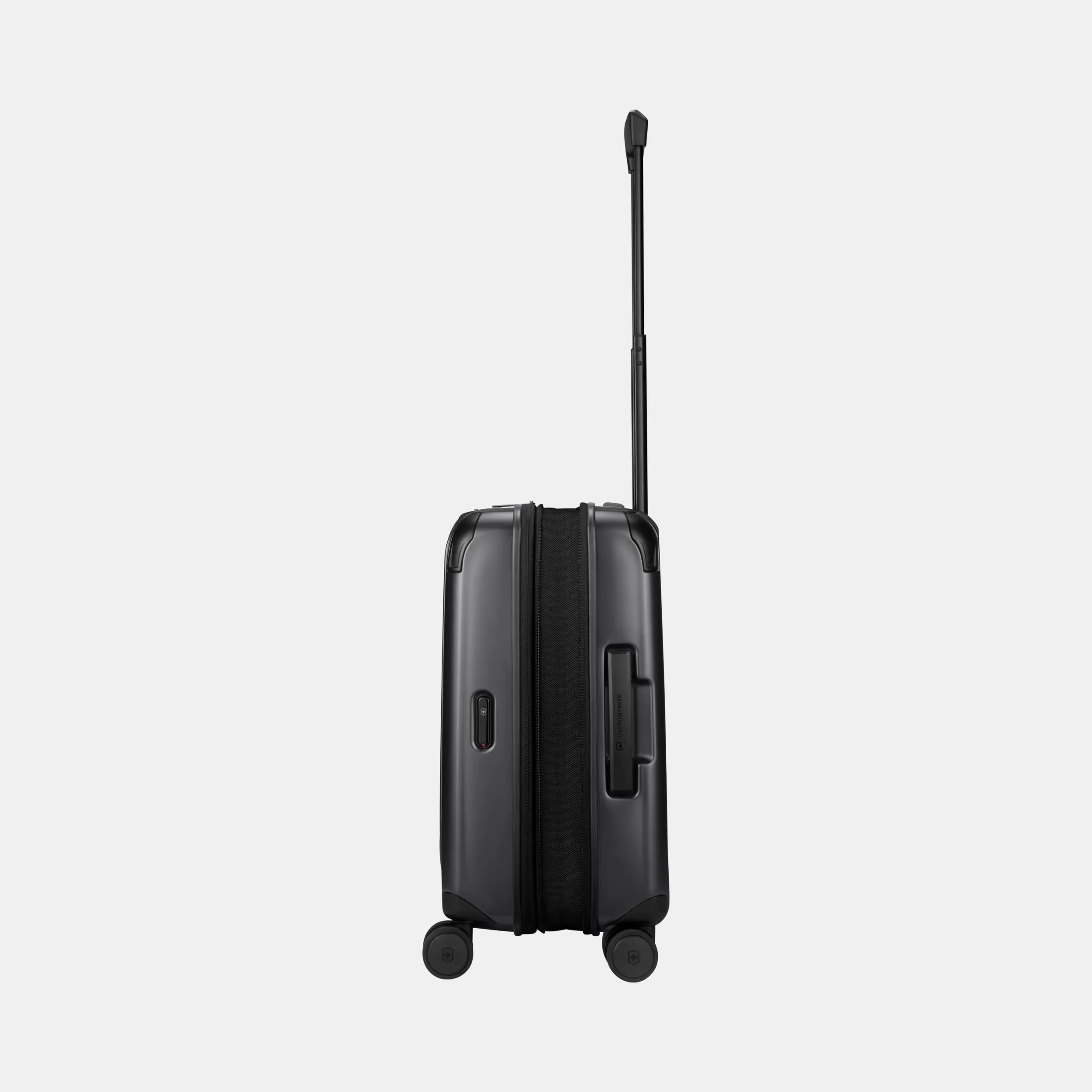 Spectra&nbsp;3.0 Frequent Flyer Plus Carry-On - 611757