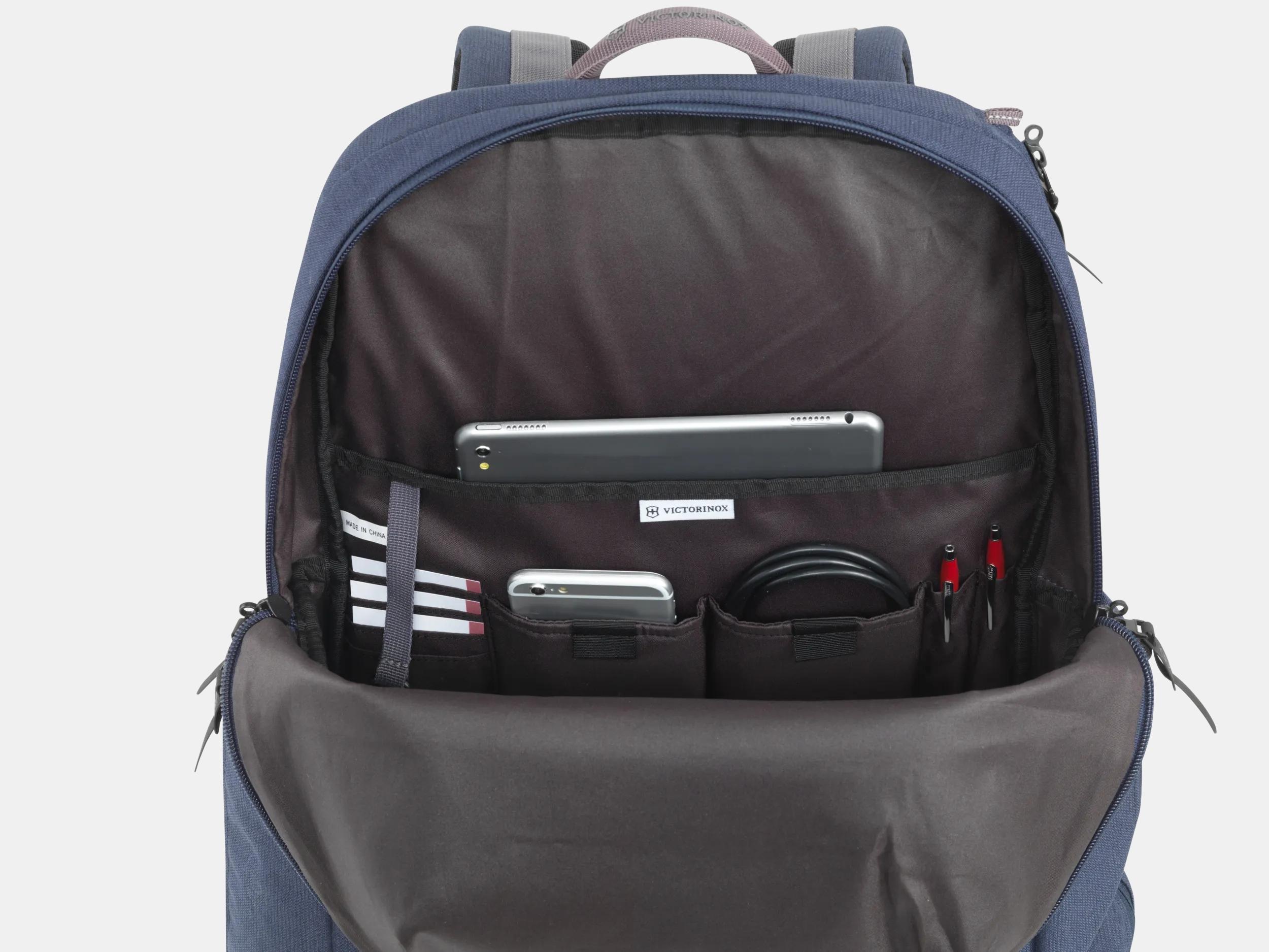 Altmont Classic Deluxe Laptop Backpack - 605315