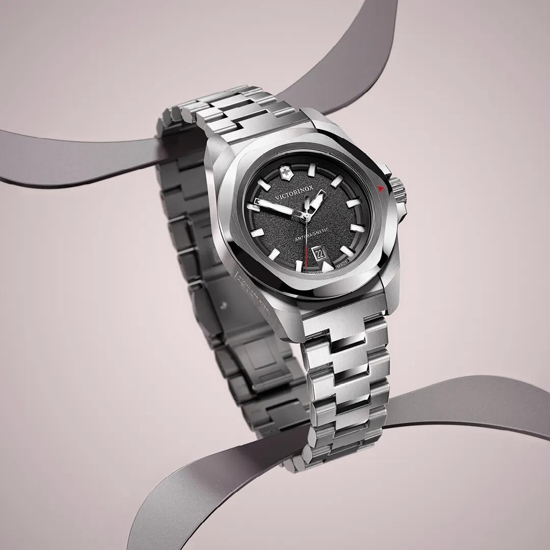Watches Collections | Victorinox Japan
