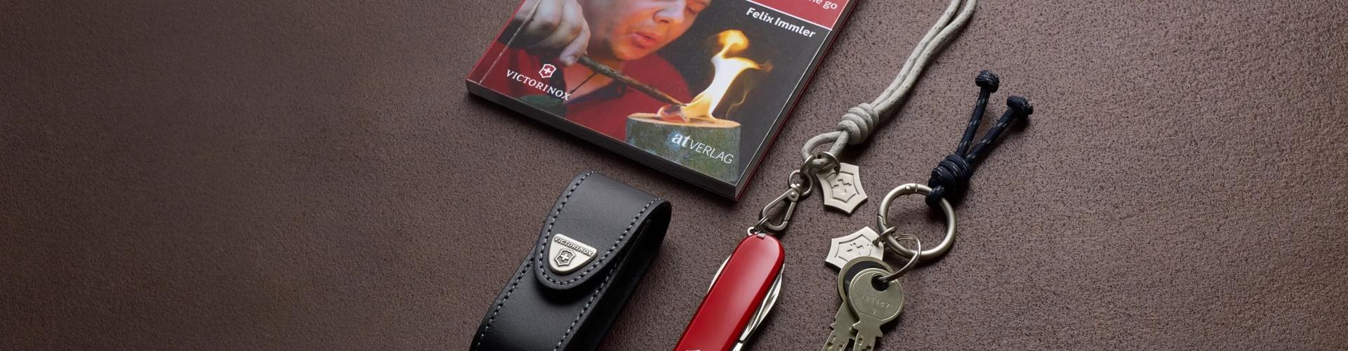 Schlüsselanhänger und Paracord-Bänder für Taschenmesser