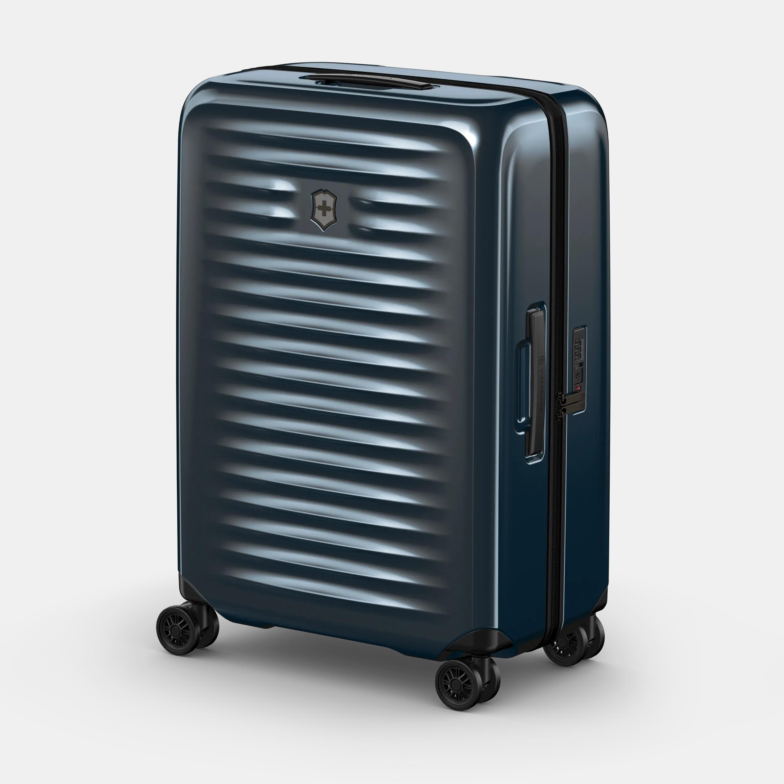Victorinox Airox Medium Hardside Case in Dark Blue - 610924
