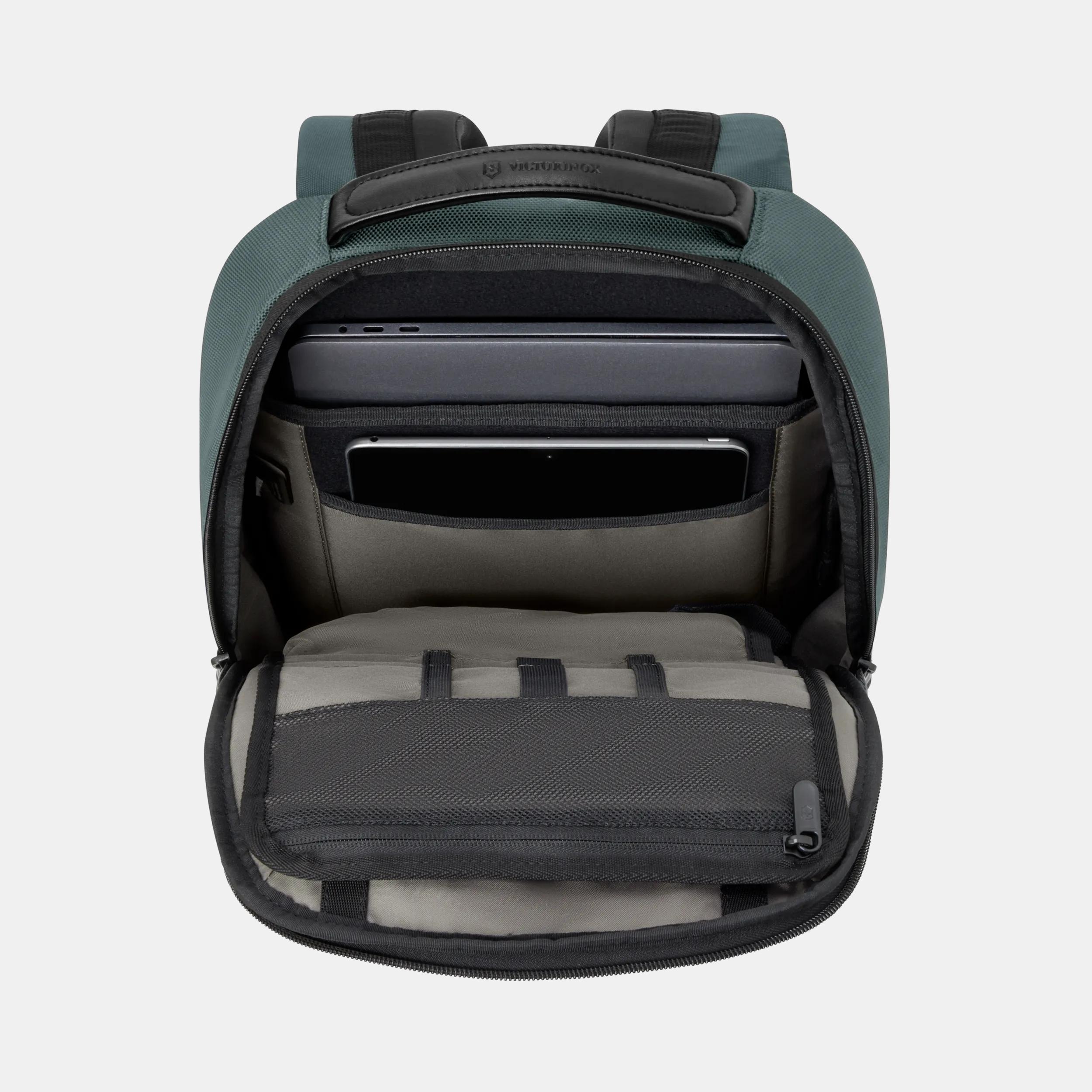 Altmont Professional City Laptop Backpack - 653284
