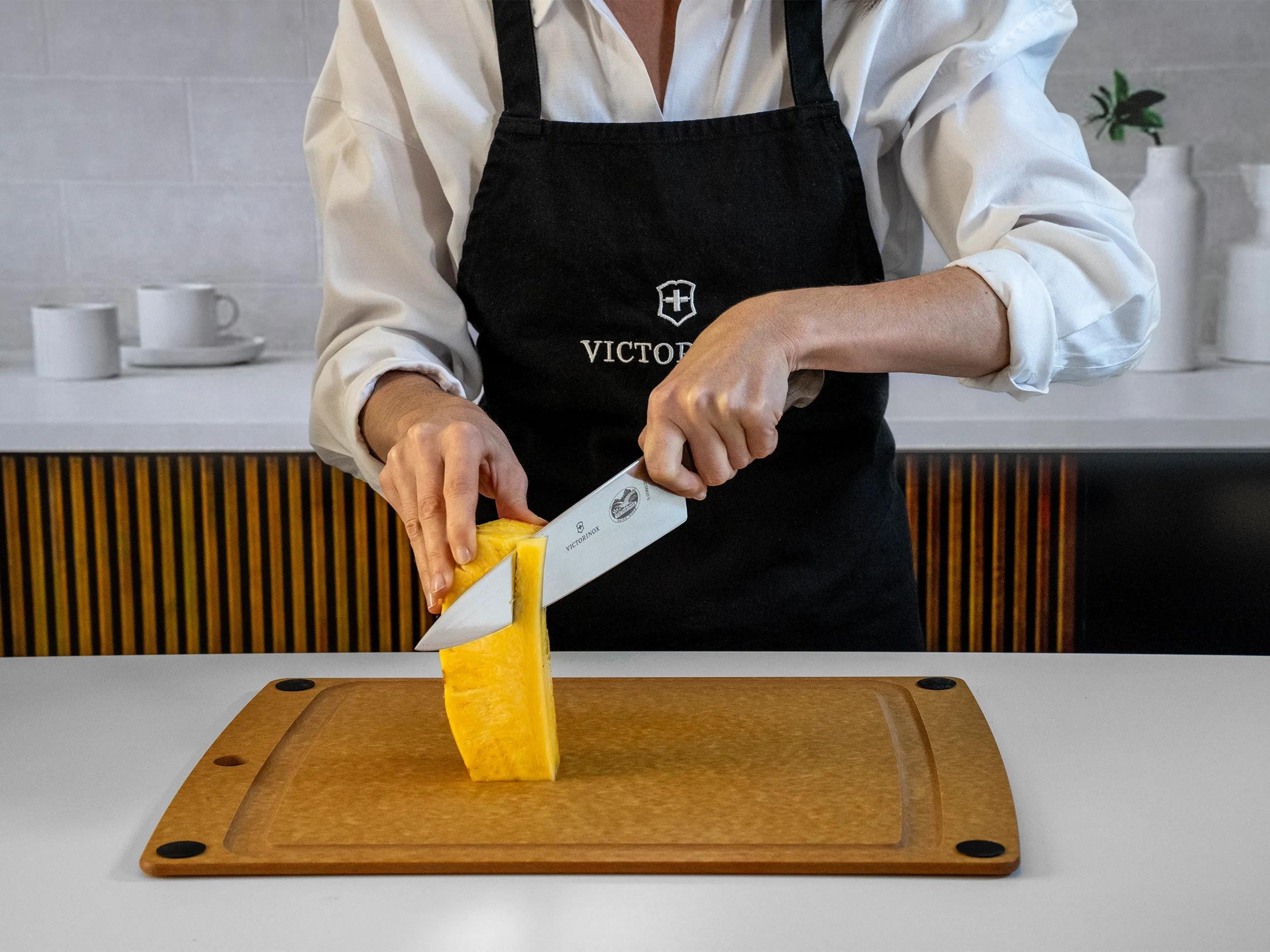 Como cortar um abacaxi