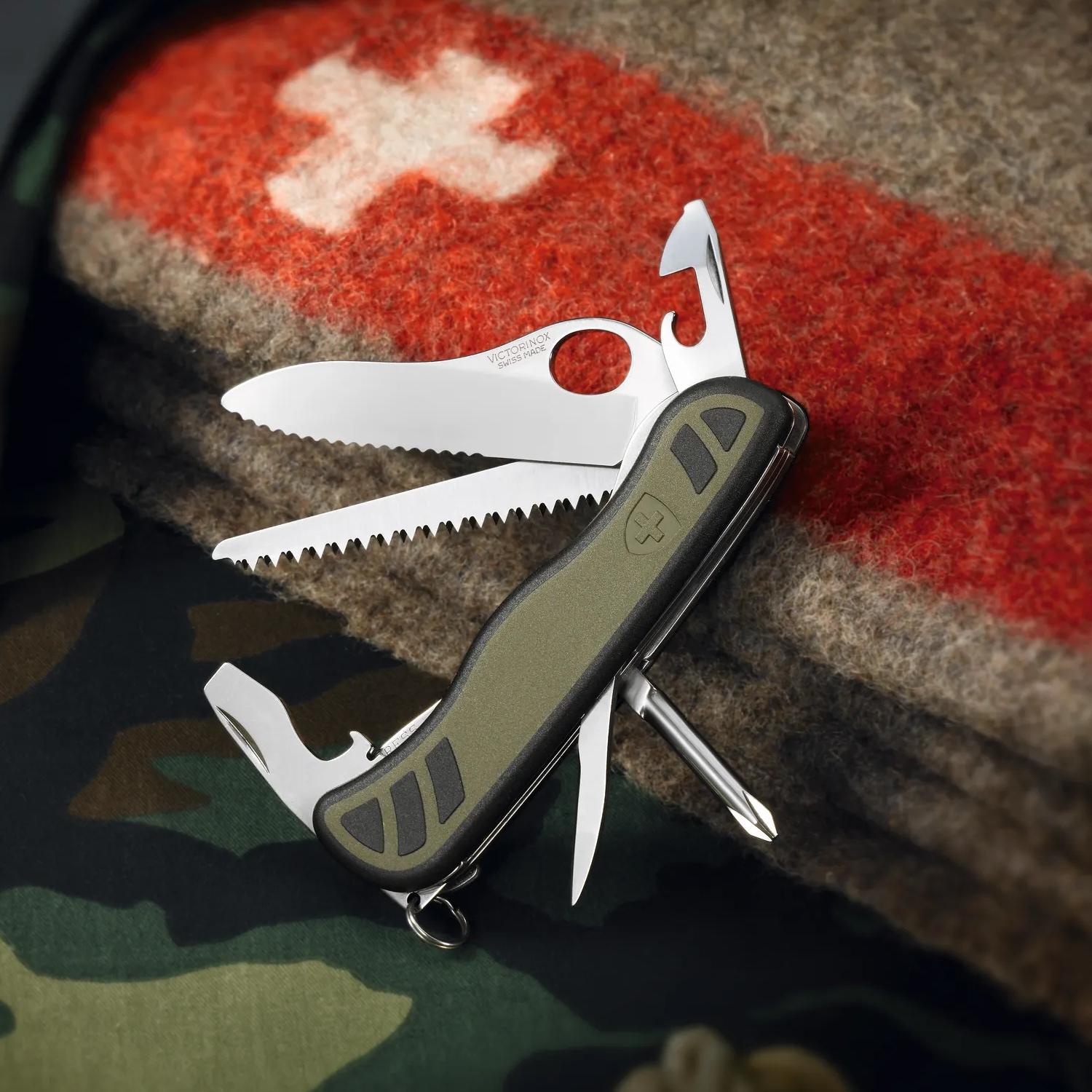 Green Pocket Knives