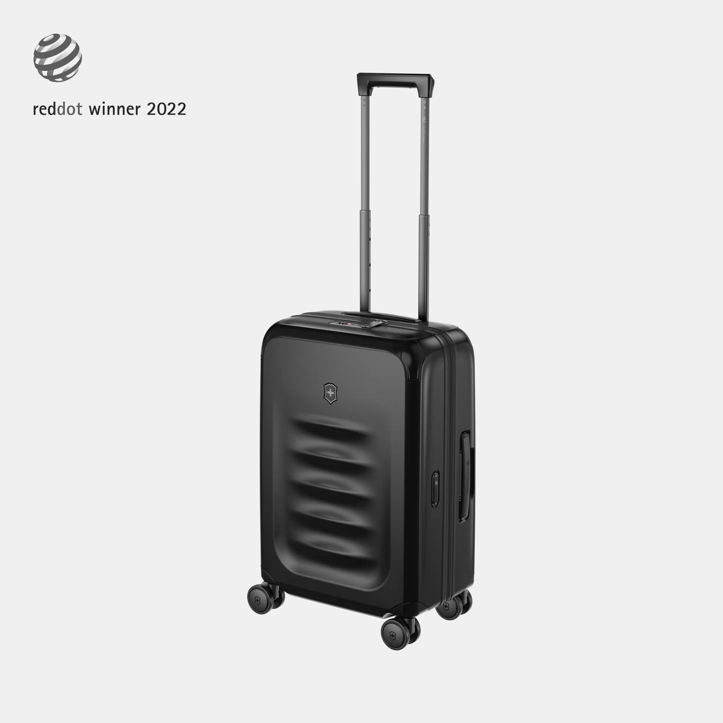 Spectra&nbsp;3.0 Frequent Flyer Plus Carry-On - 611757