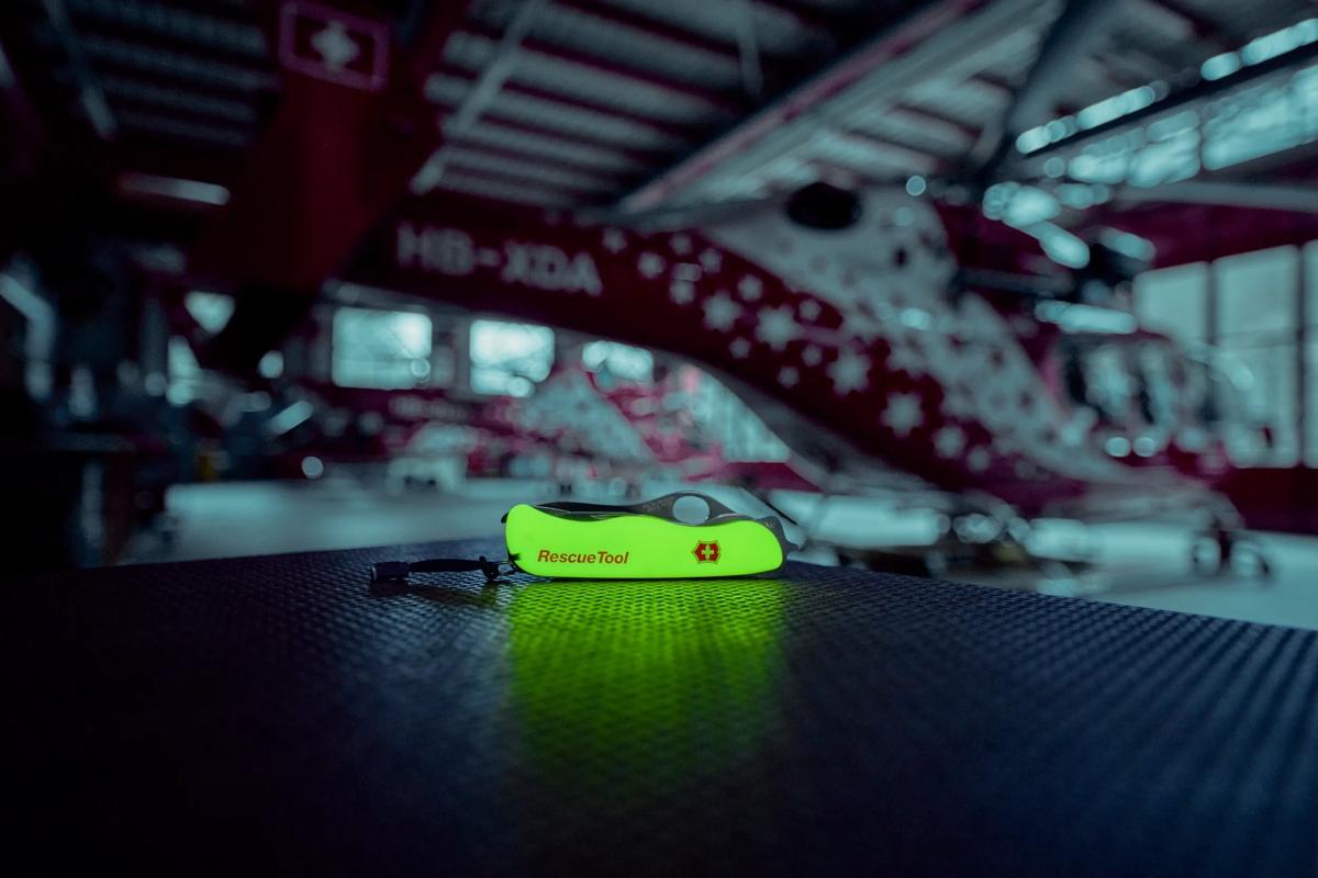 ビクトリノックスとエアー・ツェルマット | ビクトリノックス・ジャパン