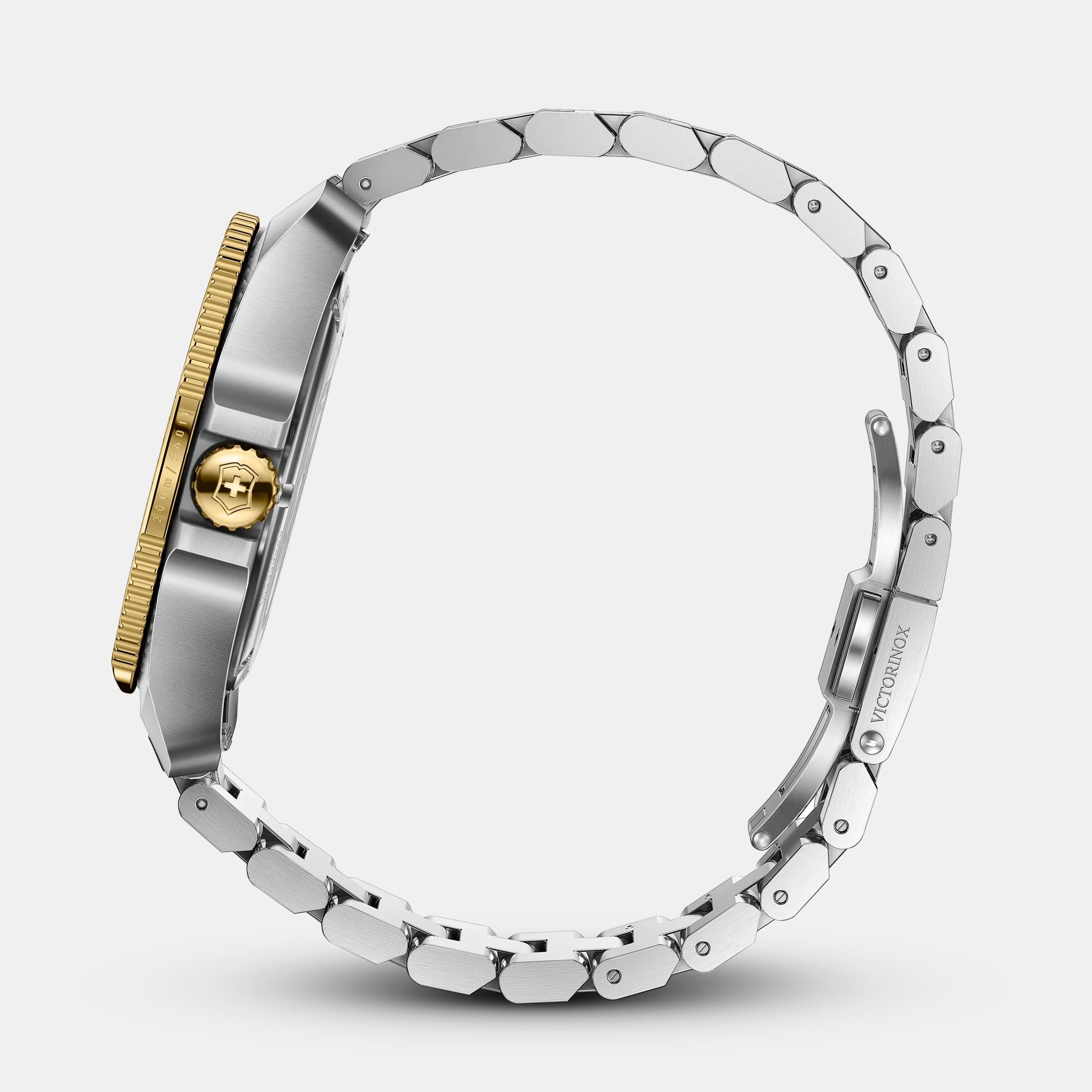 Victorinox Journey 1884 in Journey 1884 - 242012