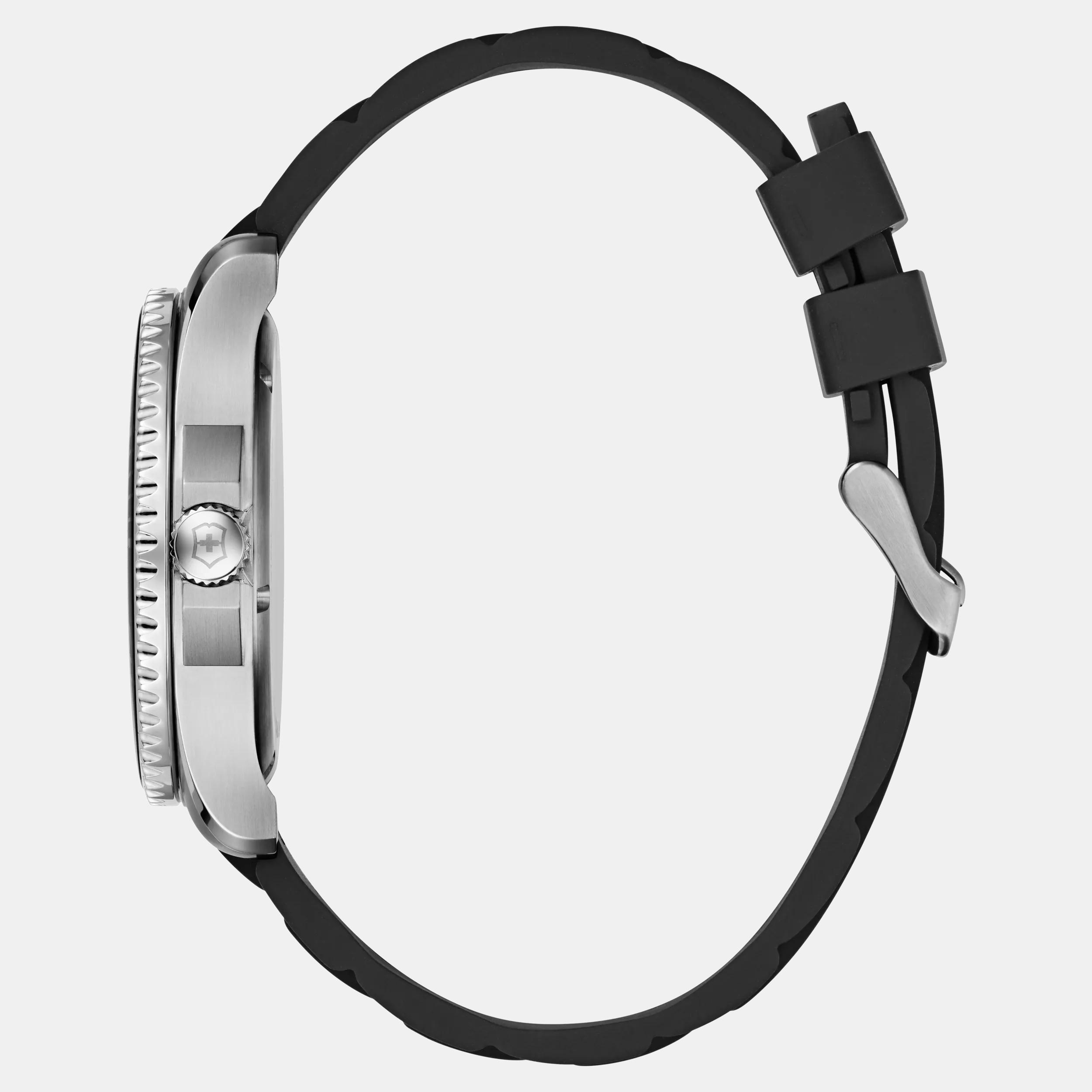 Maverick Large - 241698