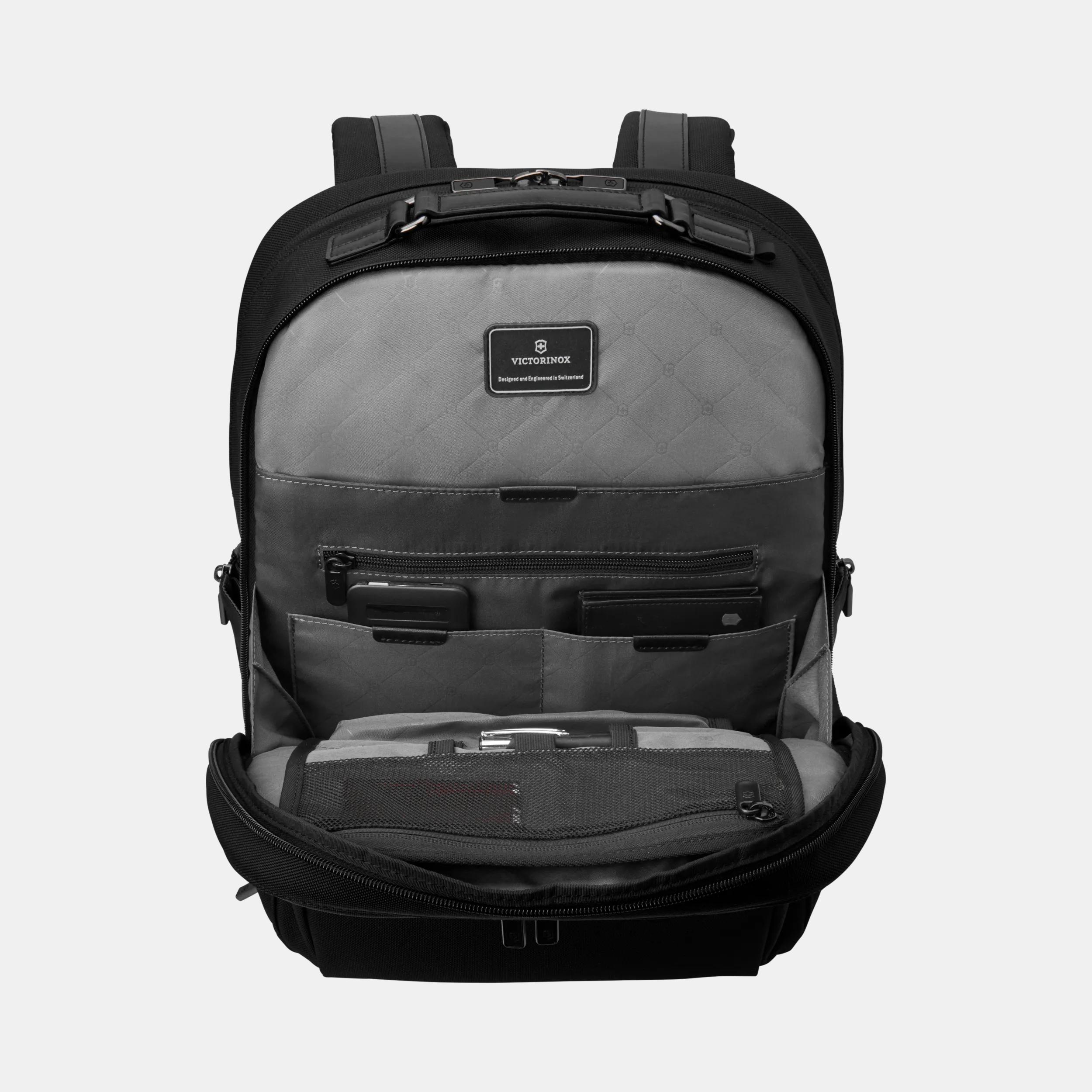 ワークス・プロフェッショナル CORDURA&reg; デラックス バックパック  - 611475