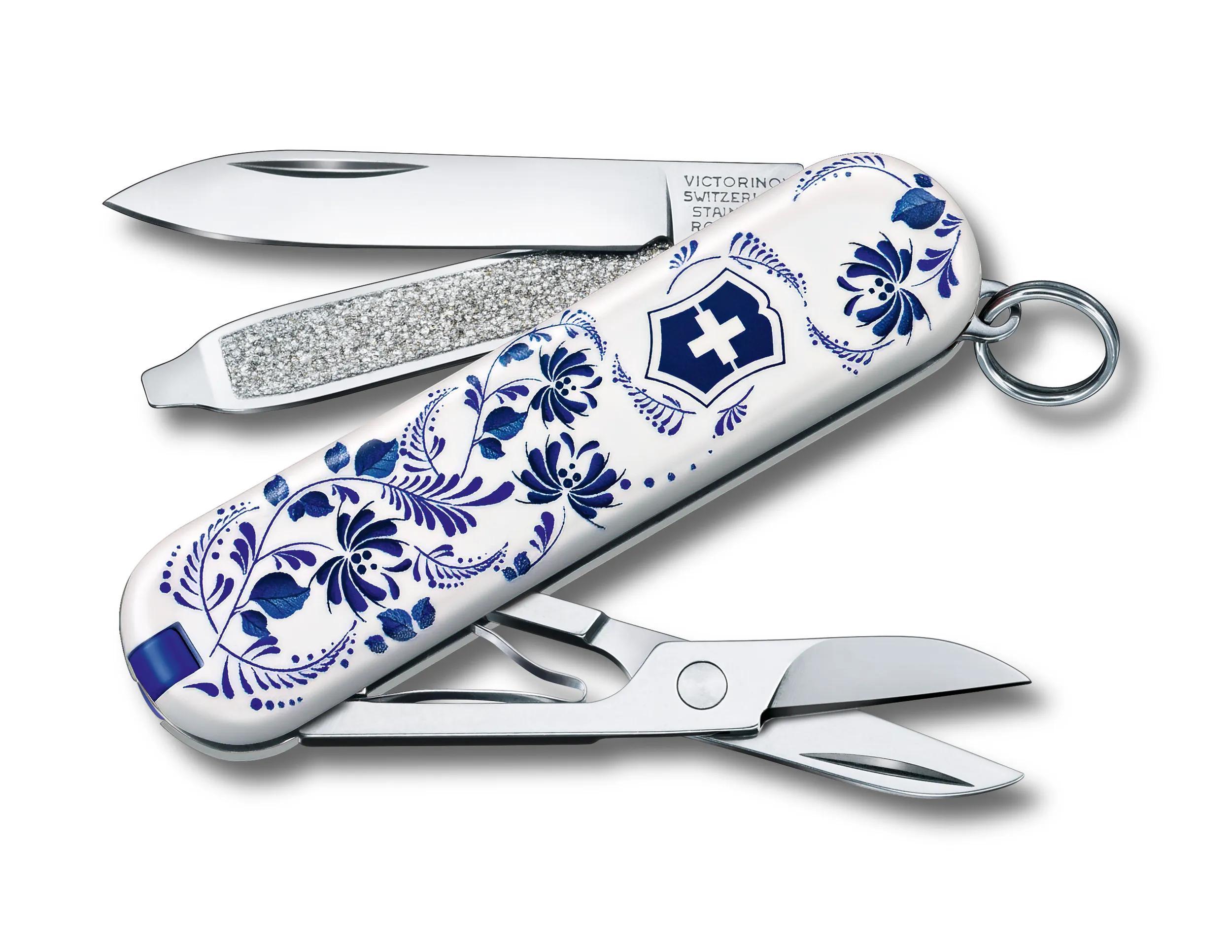 VICTORINOX - VICTORINOX CLASSIC SD 2021限定【PORCELAIN】 Victorinox Classic Limited Edition 2021 in Porcelain