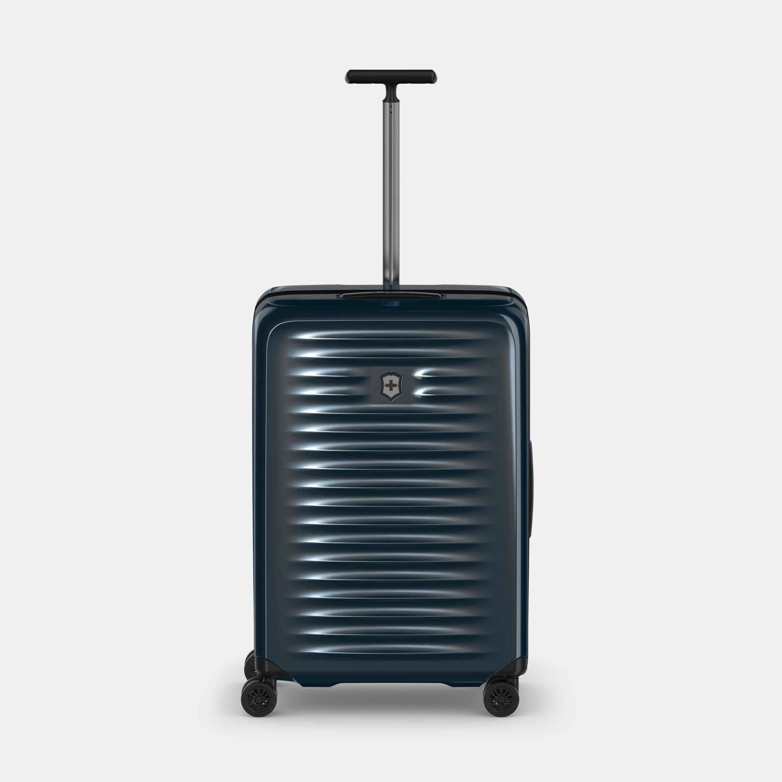 ニック Victorinox Airox Medium Hardside Case in Dark Blue - 610924