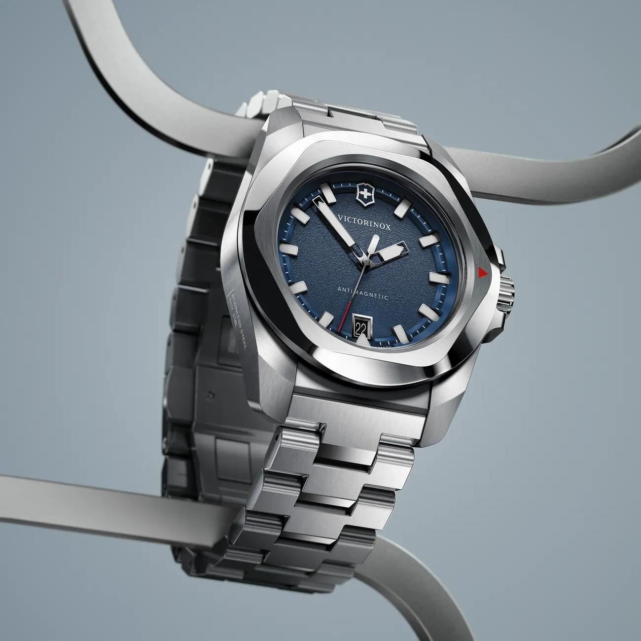 I.N.O.X. Quartz