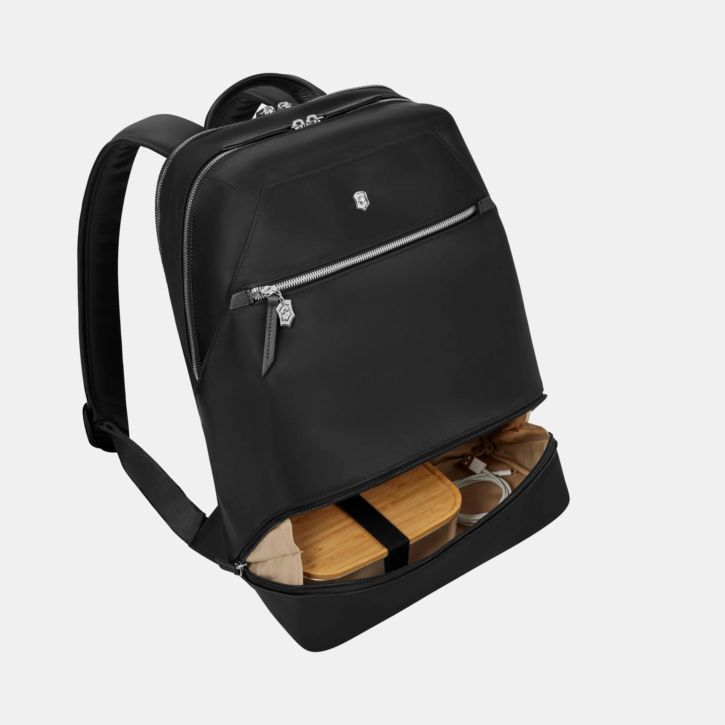 Victoria Signature Deluxe Backpack - 612201