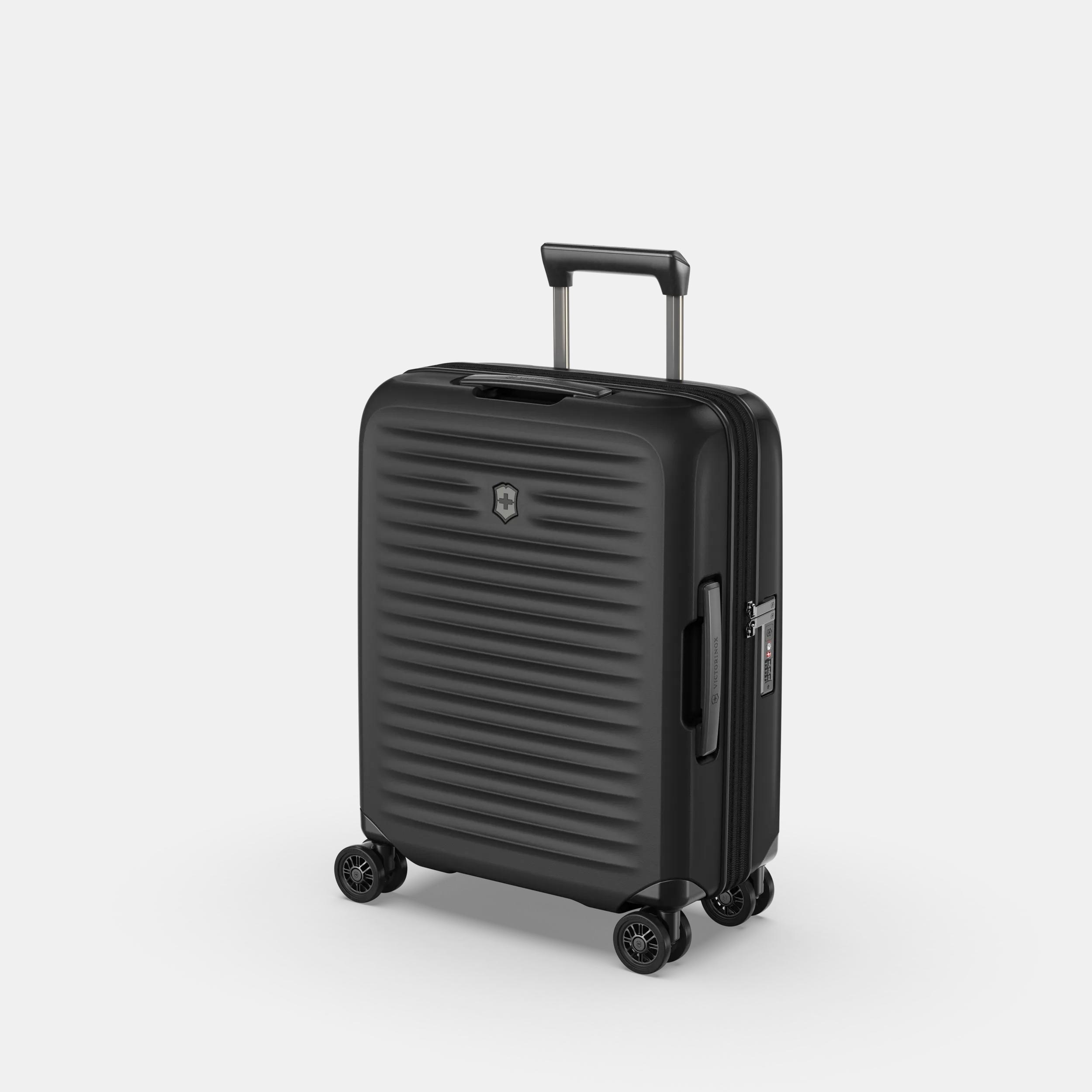 Victorinox Crosslight Global Softside Carry-On in black - 612417